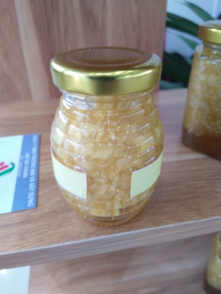 Tỏi ngâm mật ong - Thực Phẩm Đà Thành - Công Ty TNHH Thương Mại Và Xây Dựng H&T Đà Thành